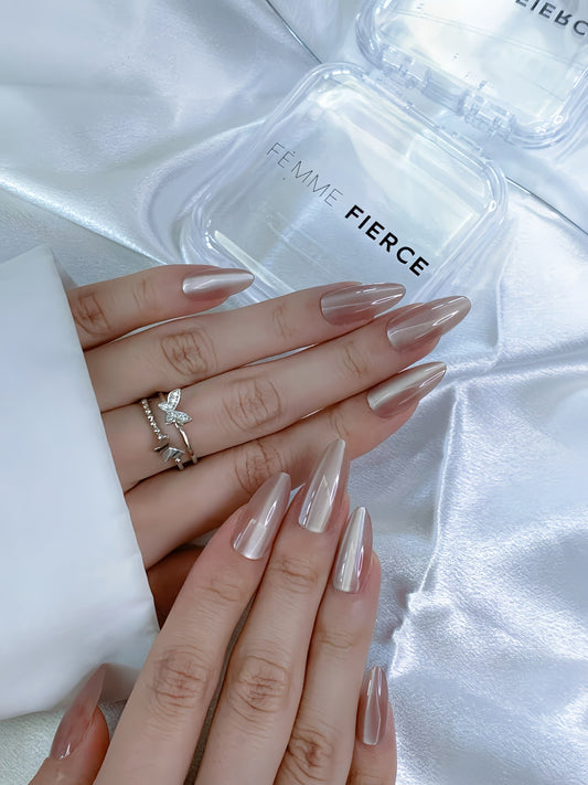 Nude Pink Cat Eye Gradient