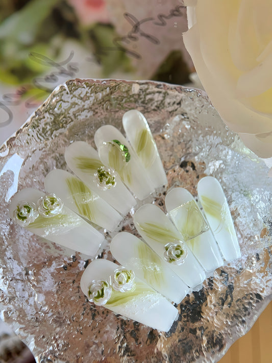 Green Floral Elegance