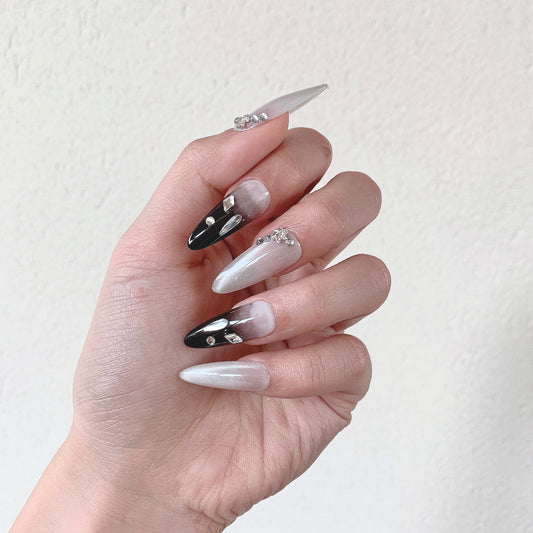 Black and White Gradient