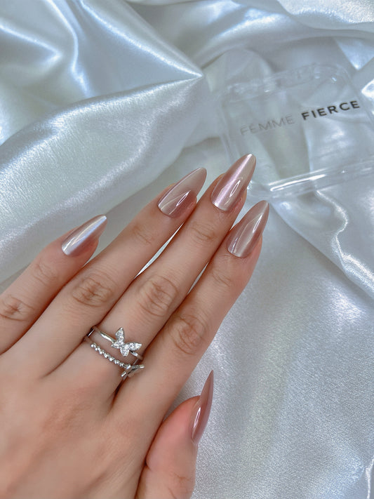 Nude Pink Cat Eye Gradient